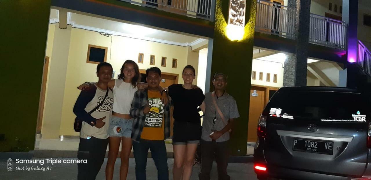 R3 Brawijaya Homestay Баньювангі Екстер'єр фото